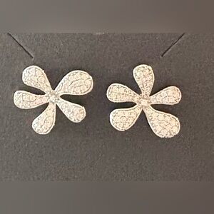 White Gold Textured Flower Earrings